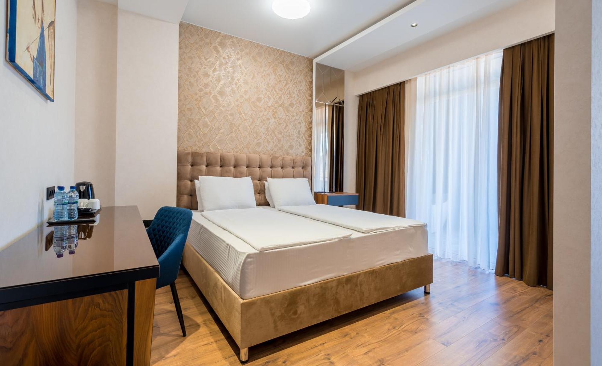 Olympus Hotel By Umbrella Tbilissi Extérieur photo