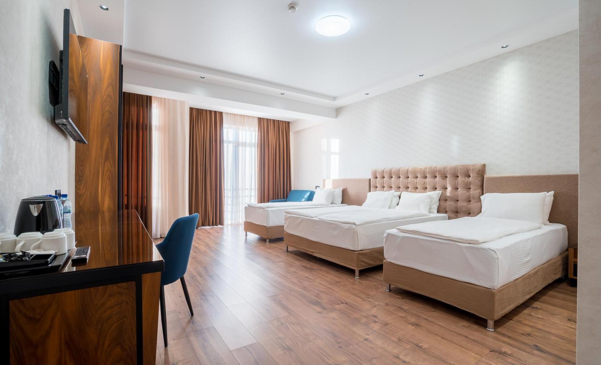 Olympus Hotel By Umbrella Tbilissi Extérieur photo