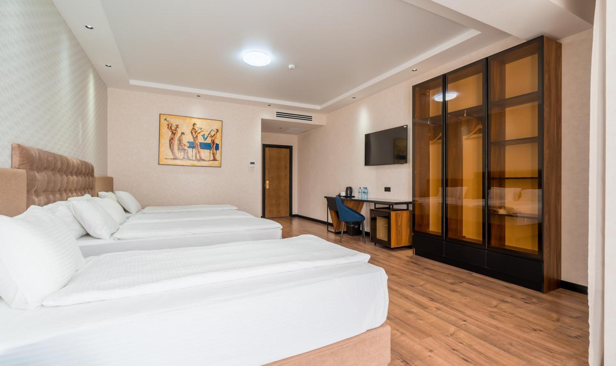 Olympus Hotel By Umbrella Tbilissi Extérieur photo