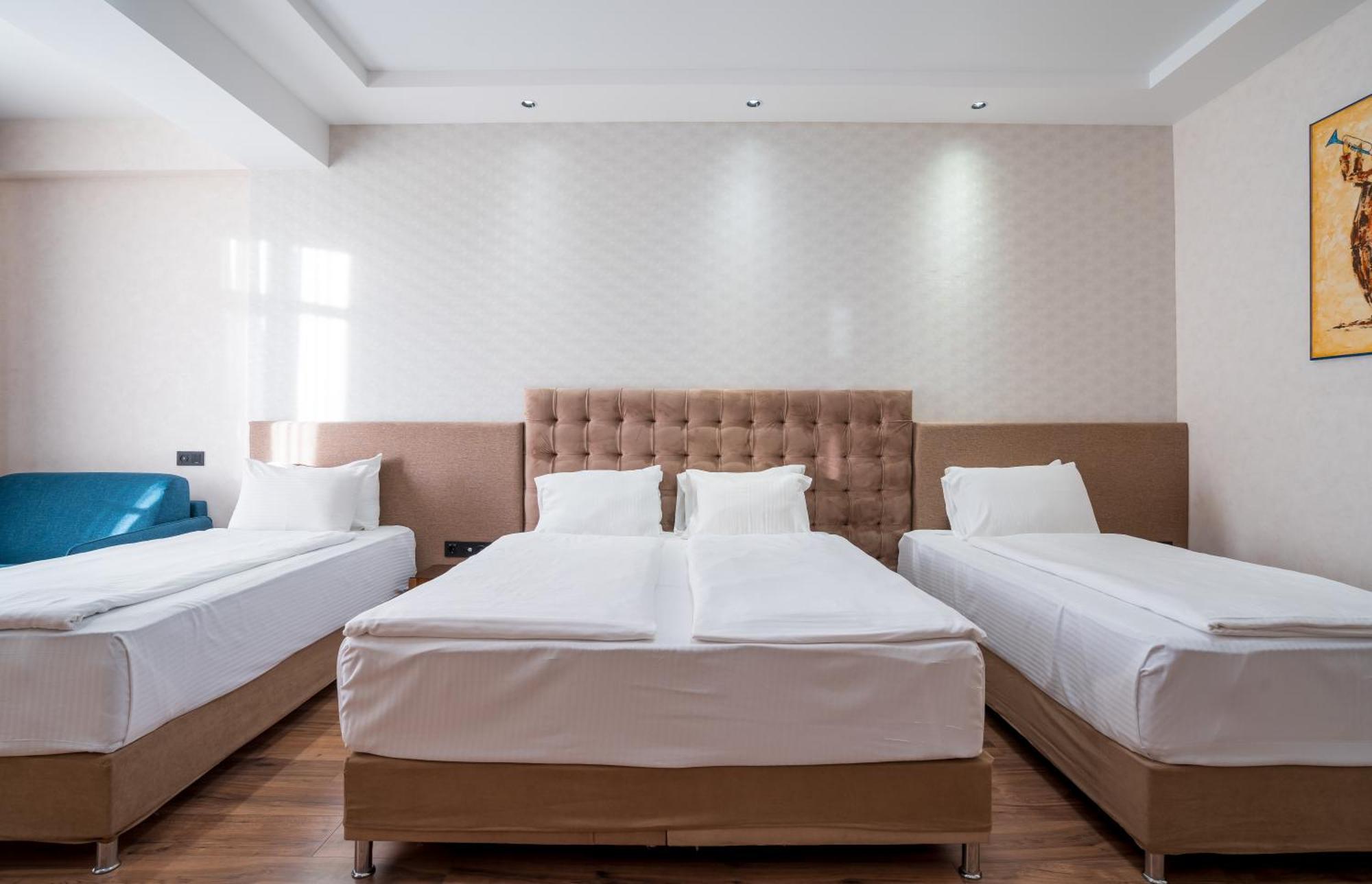Olympus Hotel By Umbrella Tbilissi Extérieur photo