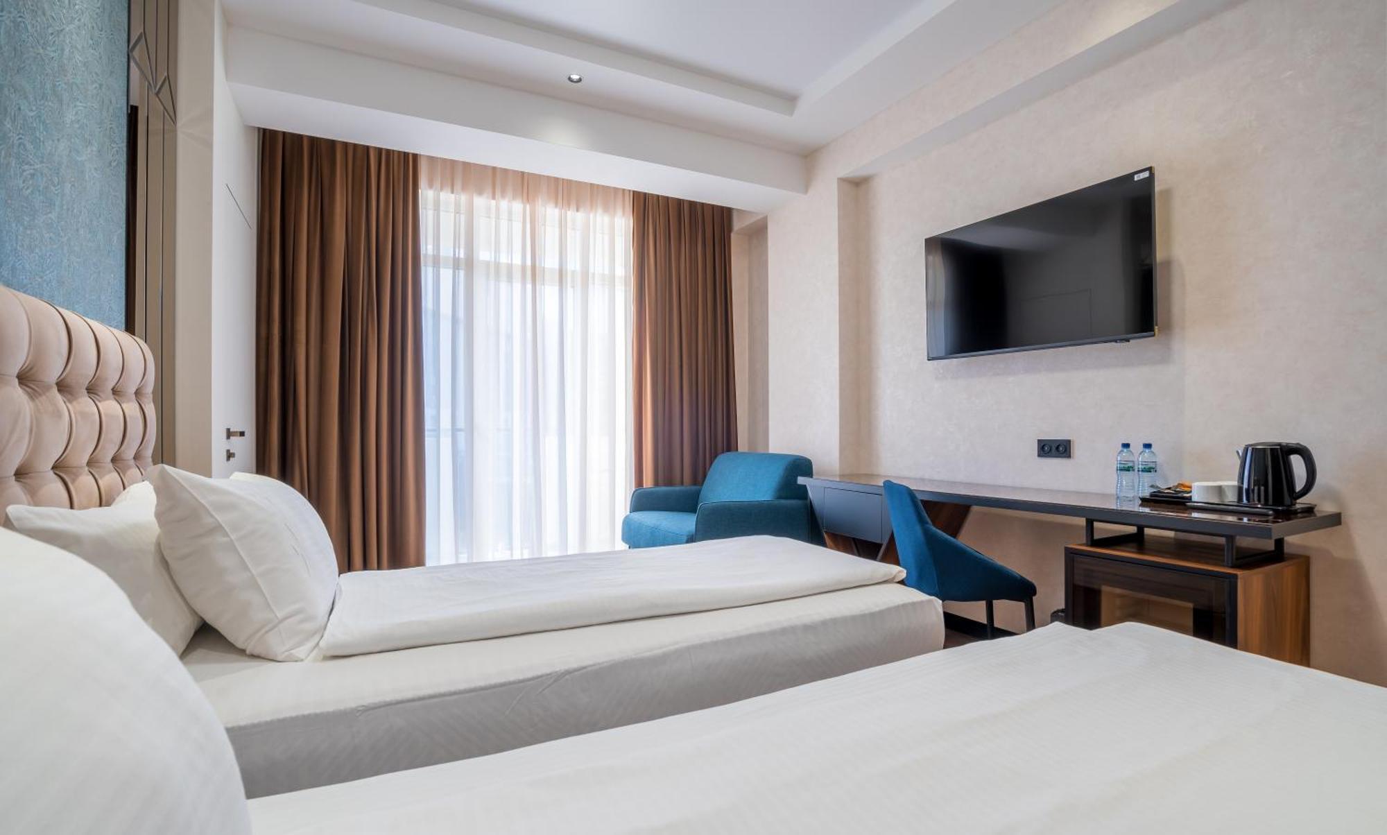 Olympus Hotel By Umbrella Tbilissi Extérieur photo