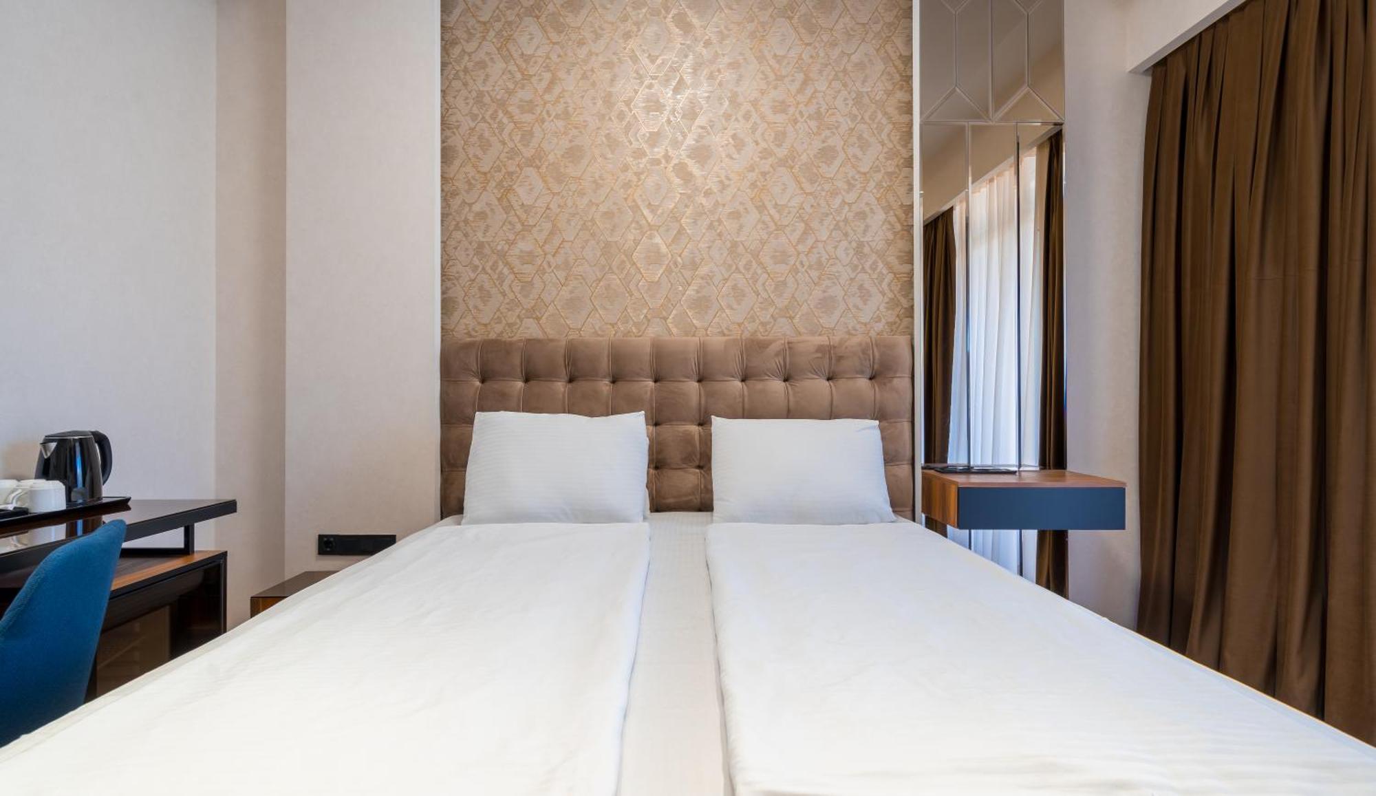 Olympus Hotel By Umbrella Tbilissi Extérieur photo