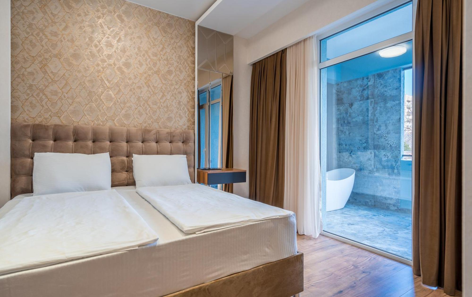 Olympus Hotel By Umbrella Tbilissi Extérieur photo